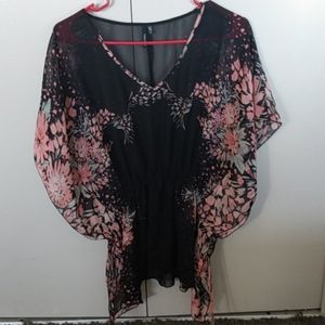 A beautiful flowery dress up shirt